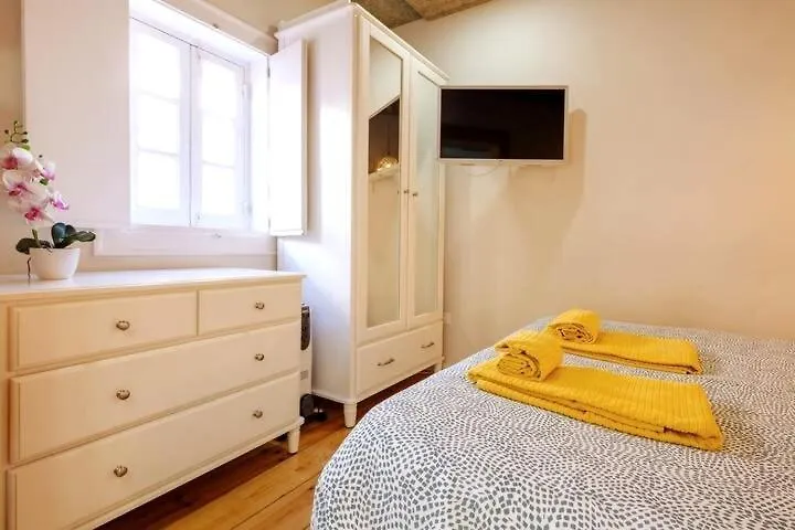 Citadel Crest First Floor Apartment Lisbon